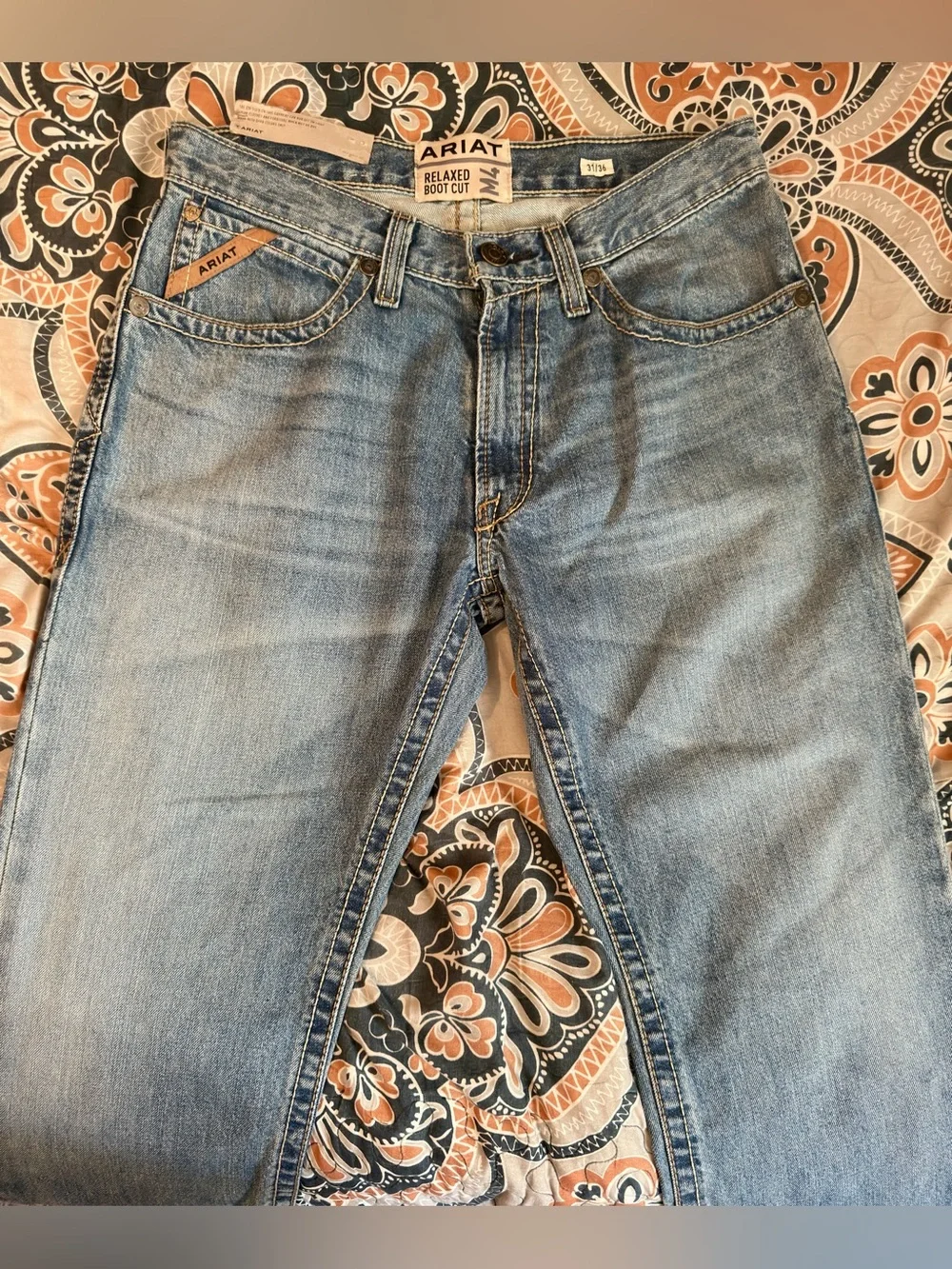 NWT mens Ariat M4 Relaxed Boot Cut Jeans in Light Blue Denim SIZE 31x36